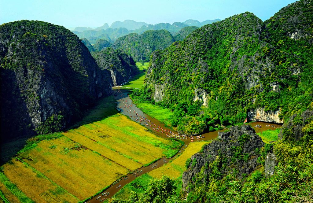 Xuân lễ hội – Hạ mùa vàng – Thu yên bình – Đông bảng lảng: Ninh Bình bốn mùa đáng nhớ